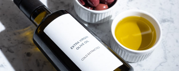 étiquette d'une bouteille d'huile d'olive